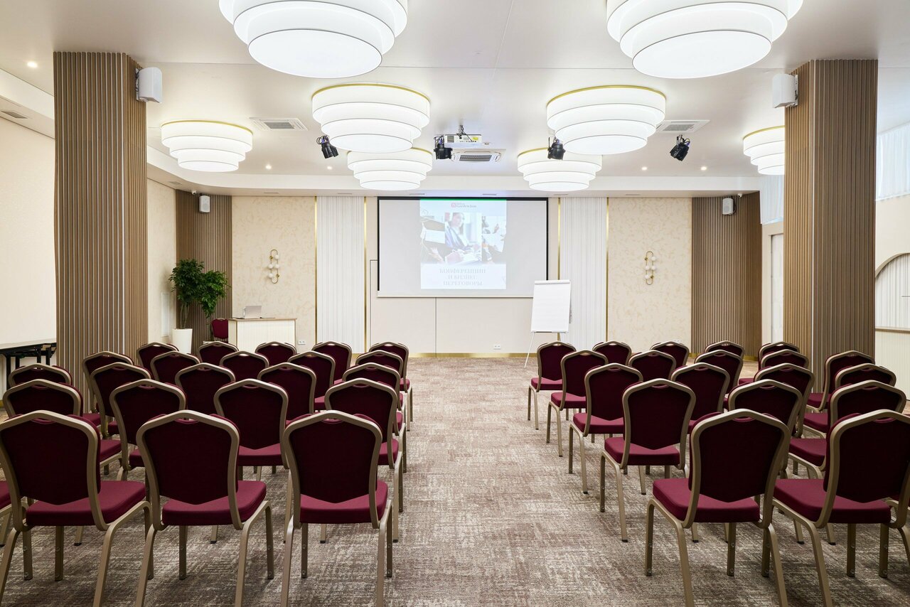 Отель Hilton Garden Inn Kaluga Калуга-26
