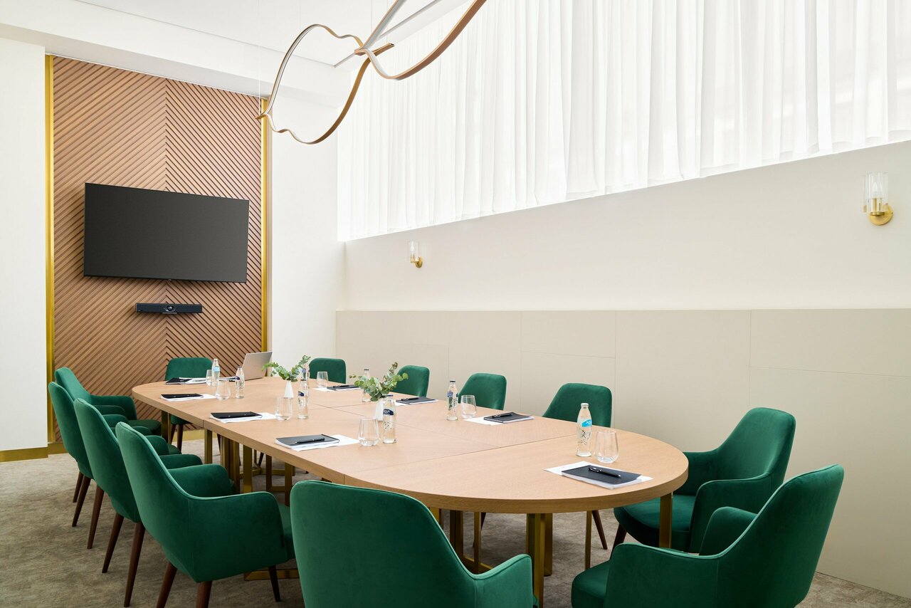 Отель Hilton Garden Inn Kaluga Калуга-152