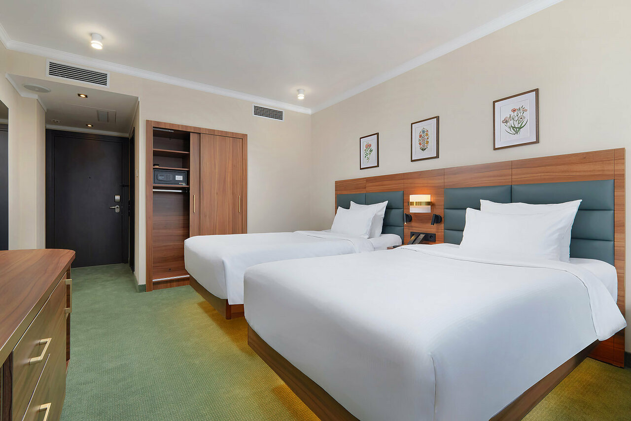 Отель Hilton Garden Inn Kaluga Калуга-143