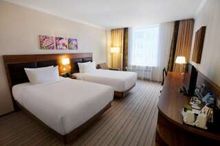 Отель Hilton Garden Inn Kaluga Калуга-0