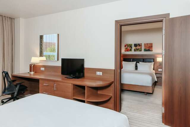 Отель Hilton Garden Inn Kaluga Калуга-147